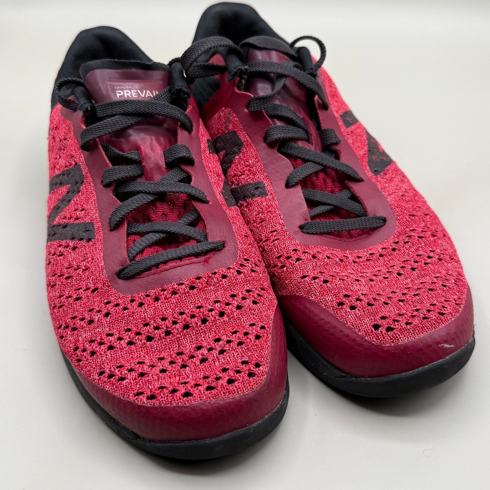 New Balance Prevail Minimus Shoes Womens Sz 8‎ Red Knit